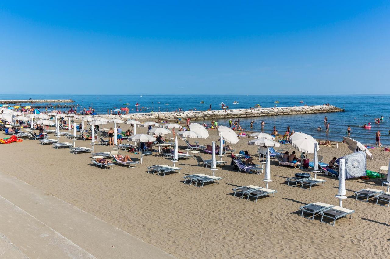 Pioppi Lido Altanea Daire Caorle Dış mekan fotoğraf